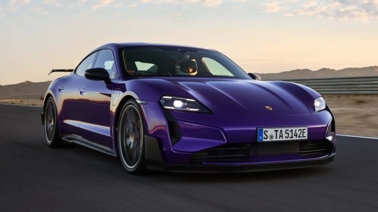 “Porsche” apsver iespēju atteikties no elektroauto tirgošanas Ķīnā