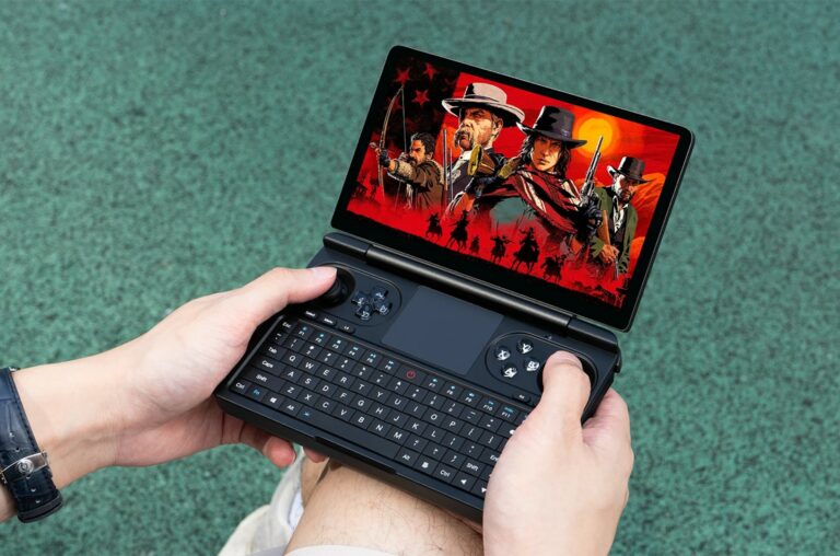 GPD Win Mini ir pārnēsājama spēļu konsole ar fizisku tastatūru