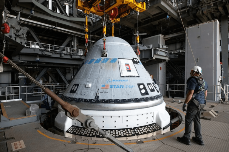 NASA dod atļauju kosmosa kuģa “Starliner” pirmajai apkalpes misijai