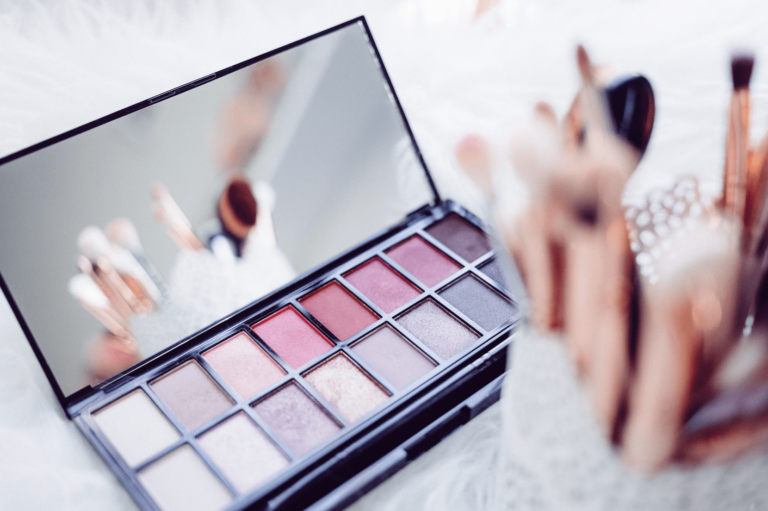 “Estée Lauder” un “Microsoft” izveido mākslīgā intelekta skaistuma inovāciju laboratoriju