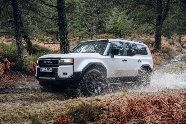 Sākta pasūtījumu pieņemšana jaunās paaudzes Toyota Land Cruiser