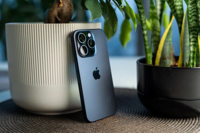 Apple plāno mainīt iPhone kameru piegādātāju no Sony uz Samsung