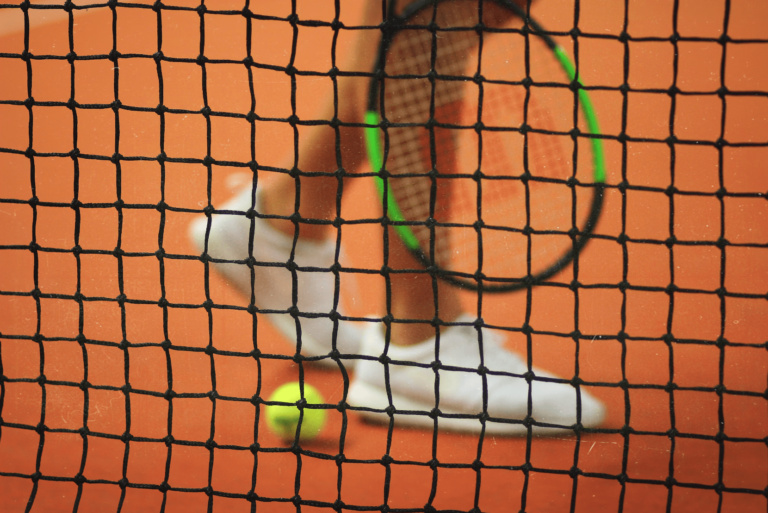 Mākslīgais intelekts ienāk sportā, pasargājot Vimbldonas spēlētājus no naida runas tiešsaistē