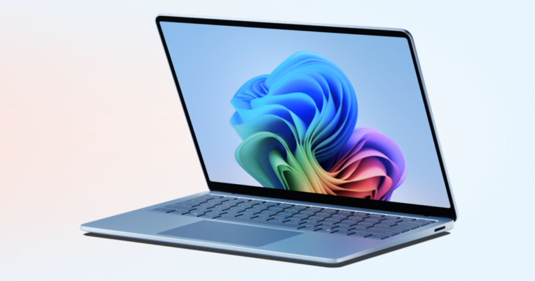 “Surface Laptop 13”, iespējams, ir pirmais klēpjdators bez lādētāja komplektā