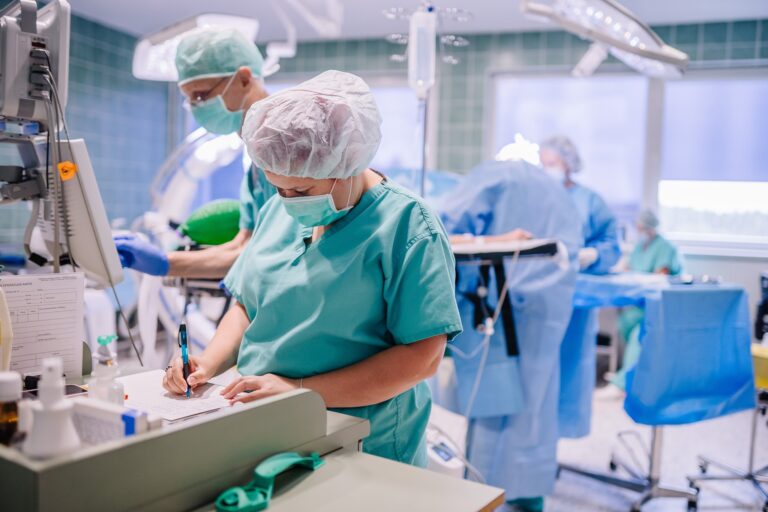 Vidzemes slimnīca pacientu apziņošanai sāk izmantot robozvanu
