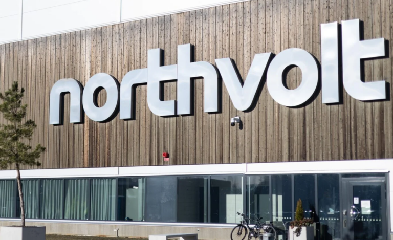 Elektroauto akumulatoru ražotājs Northvolt atlaiž ceturto daļu darbinieku un restrukturizē darbību