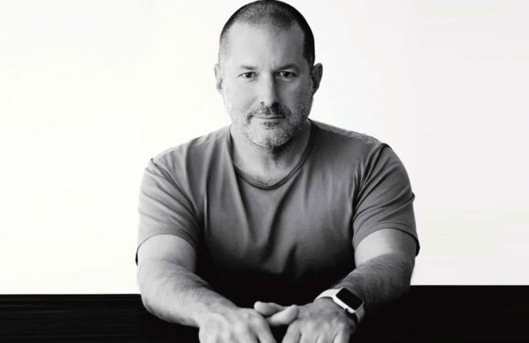 Sems Altmens kopā ar bijušo “Apple” dizaineri Džoniju Īvu strādā pie slepena projekta
