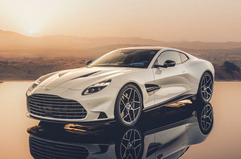 Aston Martin Vanquish atgriežas kā kompānijas vēsturē jaudīgākais auto ar iekšdedzes dzinēju