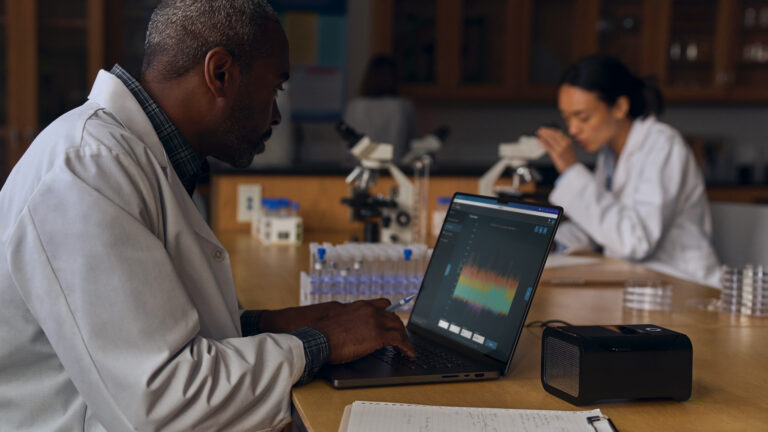 Apple atjaunina MacBook Pro portatīvos datorus ar Apple Silicon M4, M4 Pro un M4 Max procesoriem