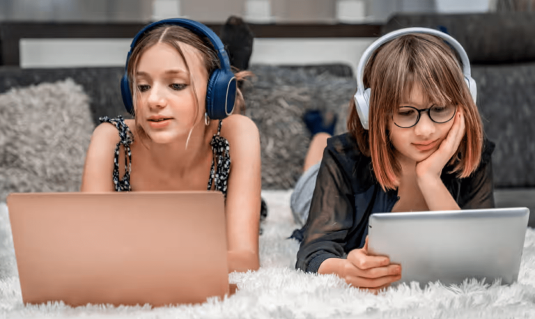 Norvēģija paaugstinās minimālo vecuma ierobežojumu sociālo mediju lietošanai