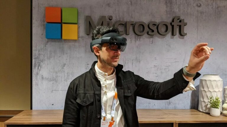 Microsoft pārtrauc ražot HoloLens 2 brilles un aptur papildinātas realitātes jomas centienus