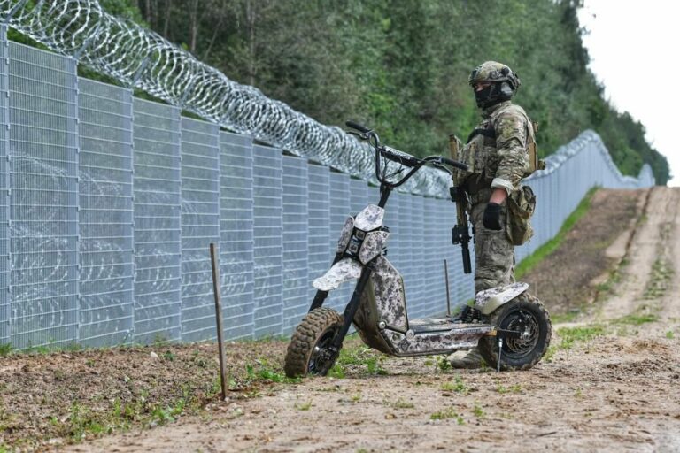 Ukraina lūdz pēc 300 Latvijā ražotiem militārajiem skrejriteņiem “Mosphera”