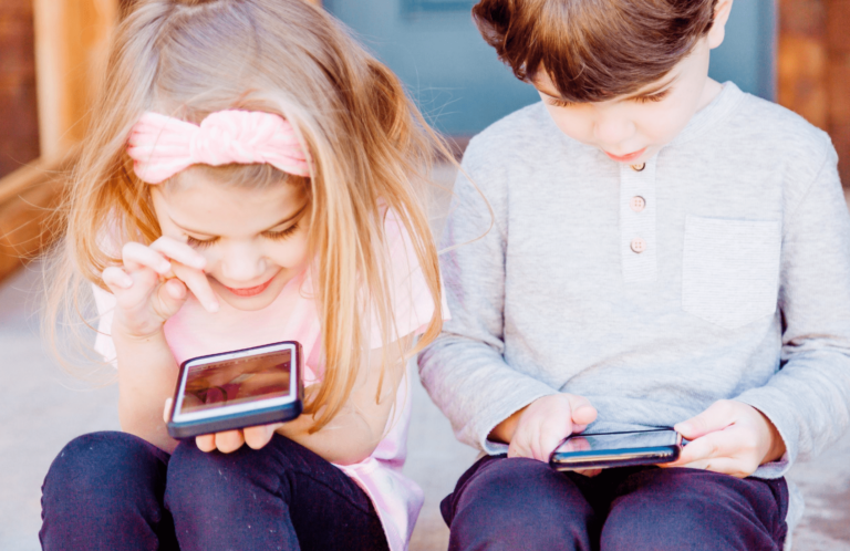 “App Store” atrodamas simtiem “riskantas” lietotnes, kas novērtētas kā piemērotas bērniem