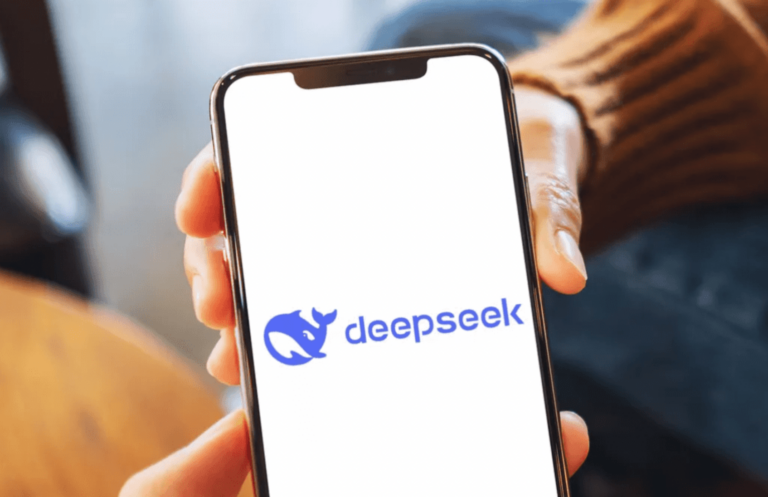 Ķīnas mākslīgā intelekta čatbots “DeepSeek” jau nonācis Eiropas regulatoru redzeslokā
