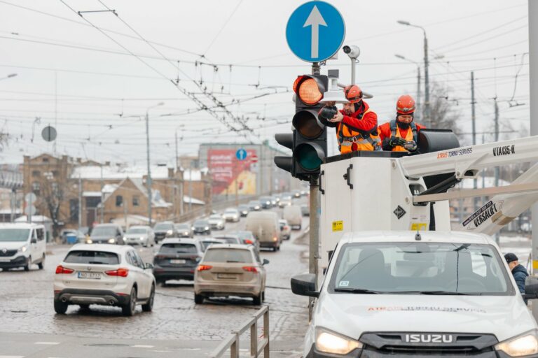 LMT Rīgā uzstādīs 26 viedās transporta monitoringa sistēmas
