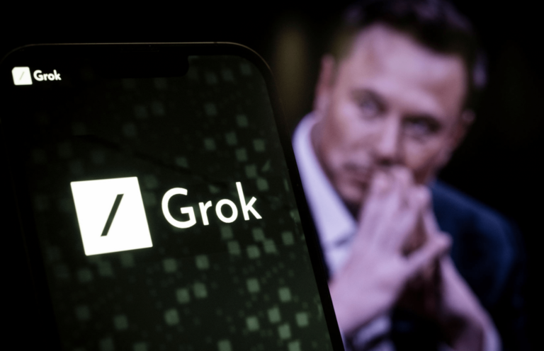 Īlona Maska čatbots “Grok” apgalvo, ka viņš un Donalds Tramps ir pelnījuši nāvessodu