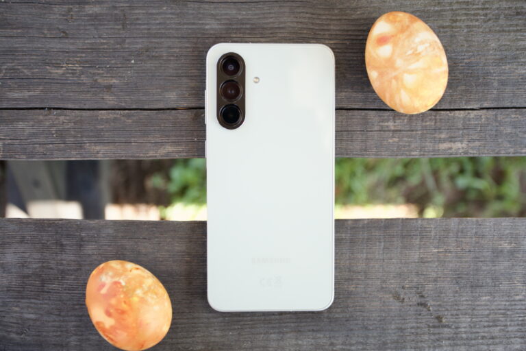 “Samsung Galaxy A56 5G” viedtālruņa apskats – vienkārša konfekte spīdīgā papīriņā