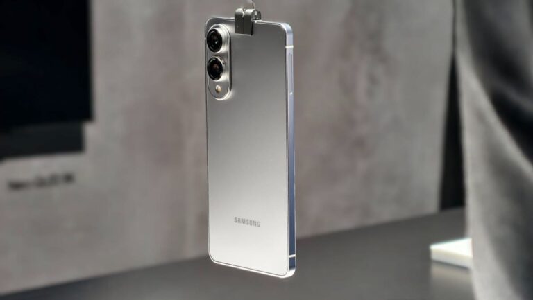“Samsung Galaxy S26 Edge” viedtālruņa akumulatora ietilpība neiepriecinās