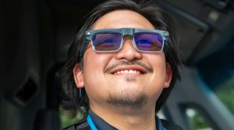 “Amazon” šoferi izmantos īpašas viedās brilles, lai ērtāk veiktu piegādes