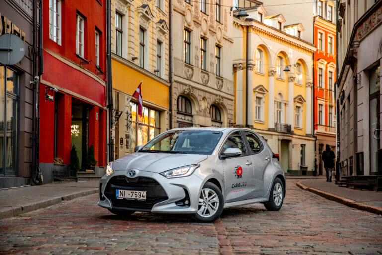 Auto koplietošanas serviss “Carguru” sadarbībā ar “Mintos” plāno piesaistīt 5 miljonus eiro
