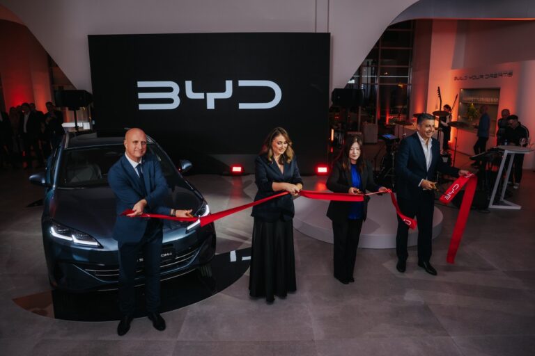 “Inchcape Motors” atklāj pirmo BYD autocentru Latvijā