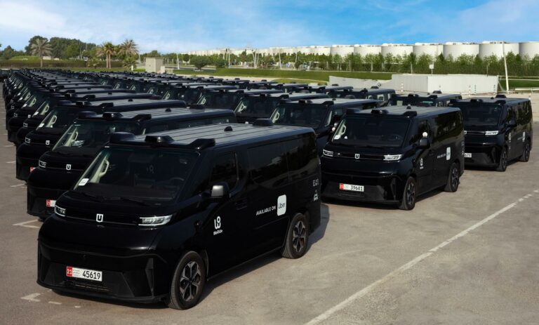 “Uber” un “WeRide” Abu Dabī palaiž savu autonomo taksometru pakalpojumu