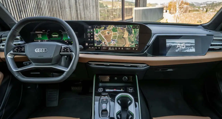 Viens no galvenajiem “Audi” radošajiem cilvēkiem kritizē autoražotāja paļaušanos uz ekrāniem