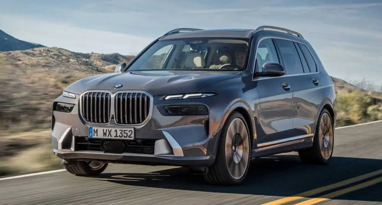 “BMW” dīleri ASV pieprasa kaut ko lielāku par “X7”