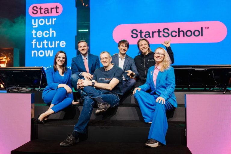 “StartSchool” absolventu risinājumi jau ģenerē ieņēmumus, izsludināta jauna uzņemšana