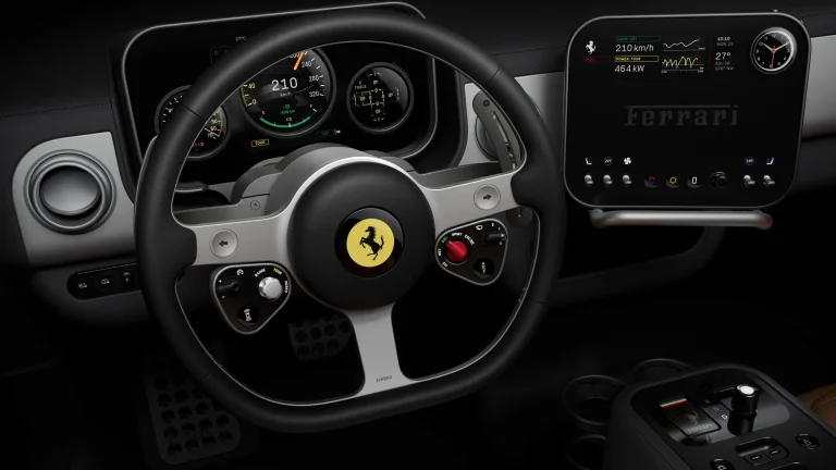 Pirmais elektriskais “Ferrari” varētu maksāt vairāk nekā pusmiljonu eiro