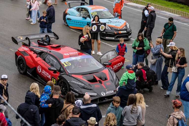 Baltijas autošosejas sezonu atklās skatītāju iemīļotās “Riga Summer Race” sacensības Biķerniekos