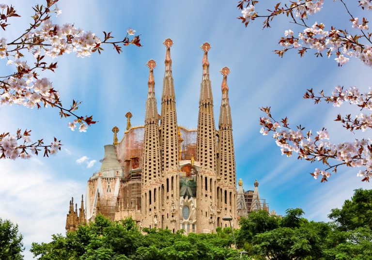 “Lego” par godu Sagrada Familia pabeigšanai gatavo savu lielāko komplektu