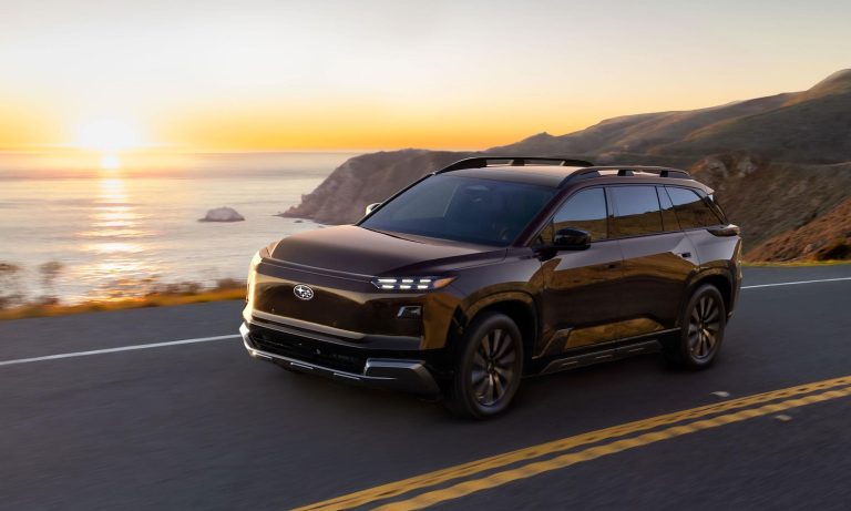 Debitējis “Subaru Getaway” – japāņu autoražotāja septiņvietīgais elektroauto