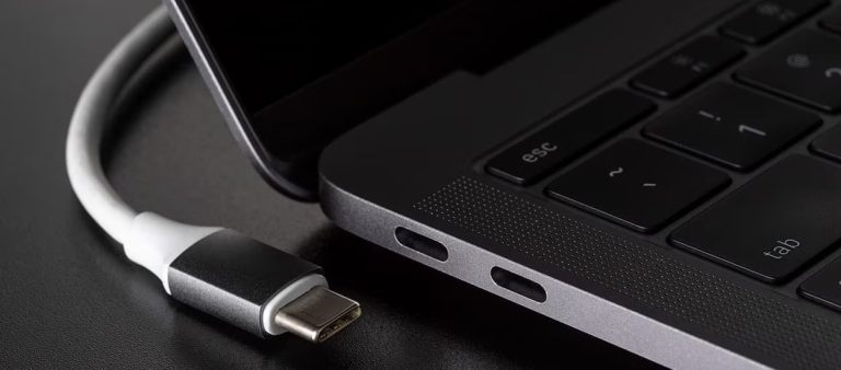 Eiropā tirgotajiem portatīvajiem datoriem būs jānodrošina USB-C uzlāde